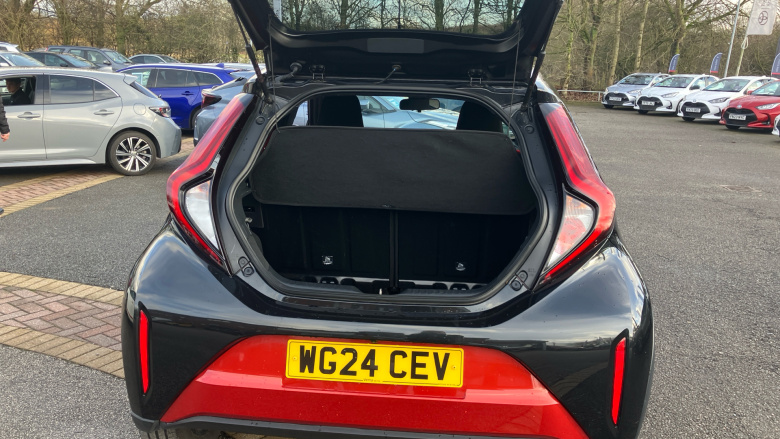 Toyota Aygo X 1.0 VVT-i Edge 5dr Petrol Hatchback